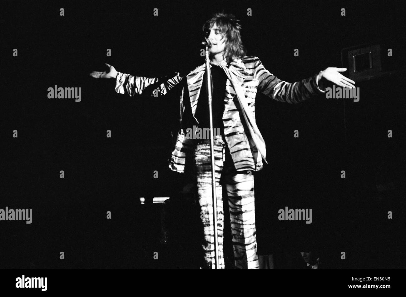 Rod Stewart of The Faces performing at The Bardney Pop Festival in Licolnshire. 28th May 1972. Stock Photo