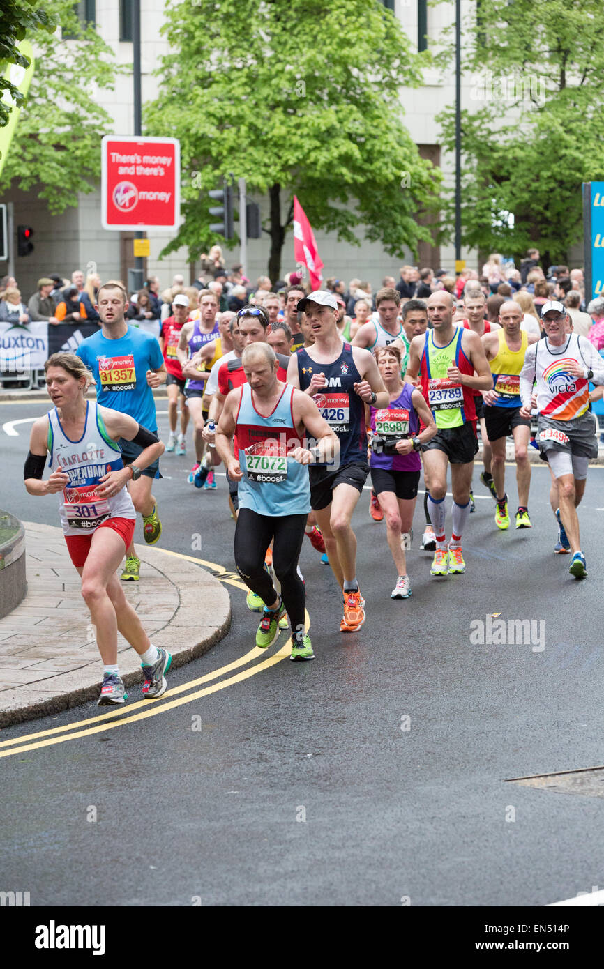 Club, charity and ballot runners, running at the 2015 Virgin Money ...