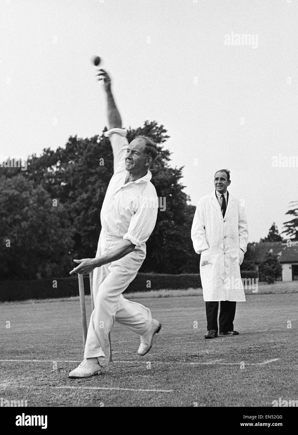 The local cricket team at Meopham one of the oldest teams in Kent seen here in action Circa June 1950 Stock Photo