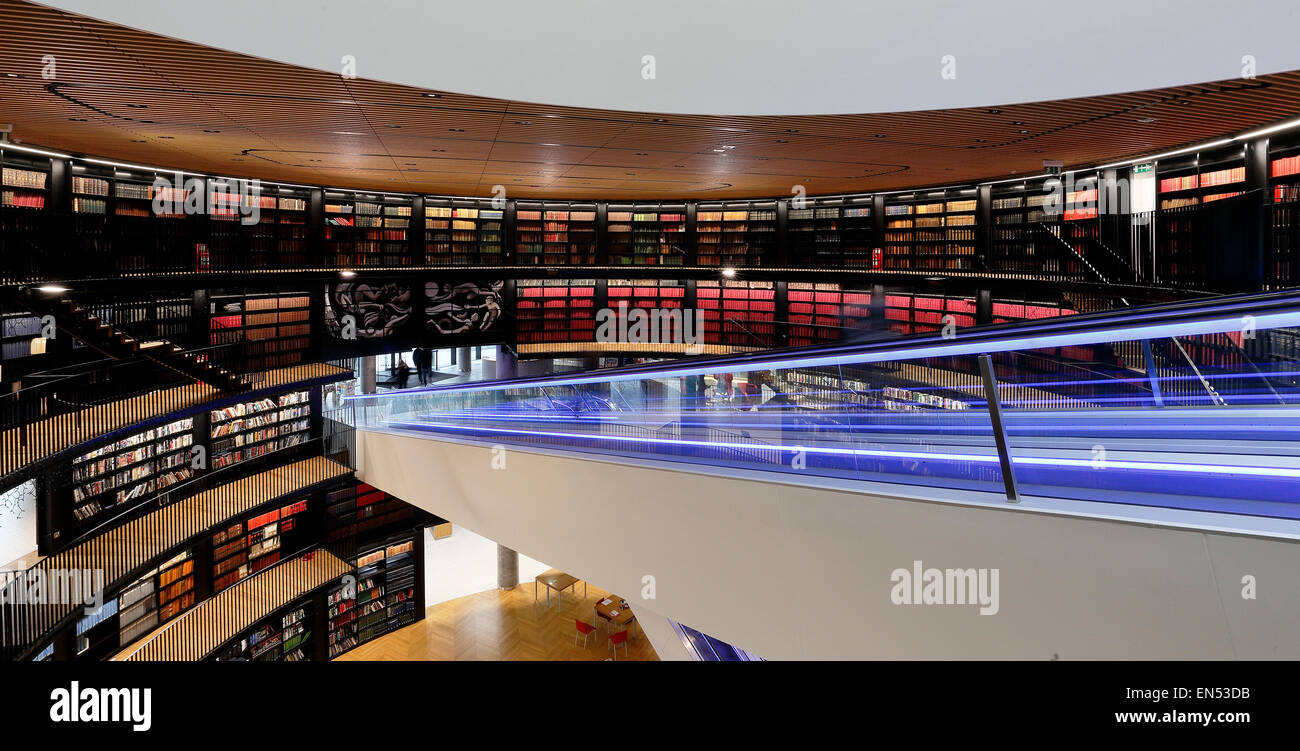 Birmingham Central Library Stock Photo Alamy