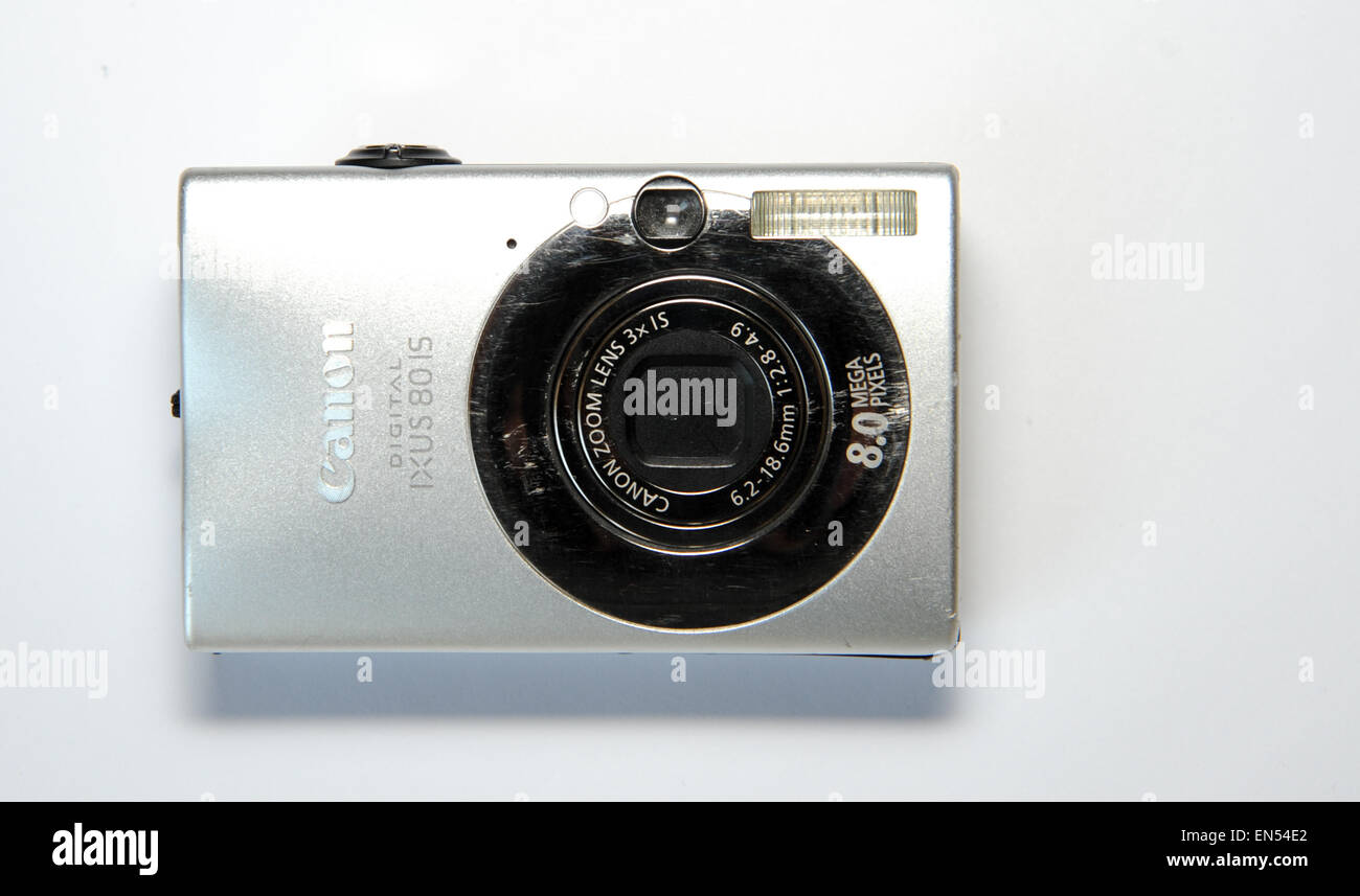 A Canon Ixus 8015digital camera Stock Photo Alamy
