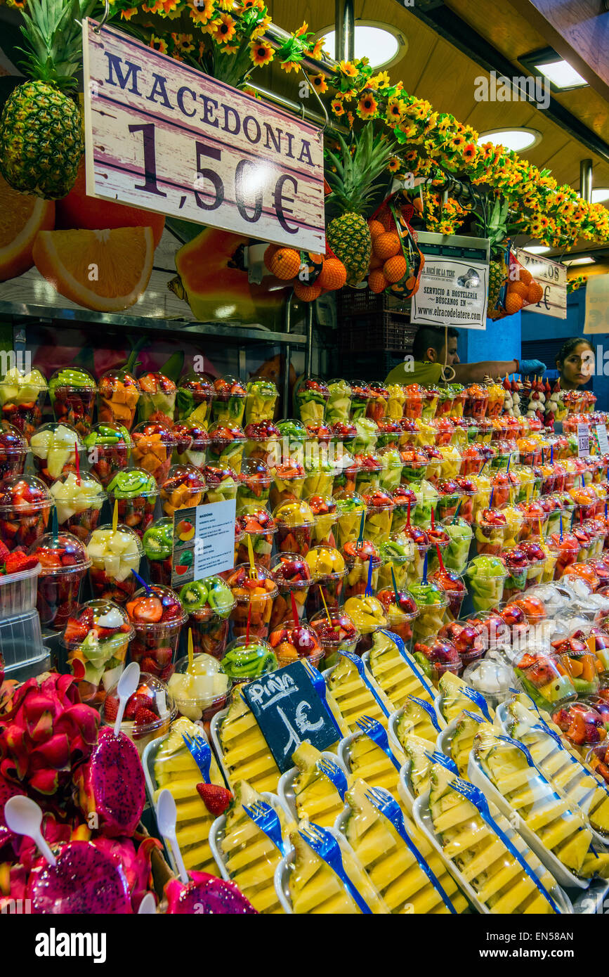 Fresh fruit to go on sale at Boqueria market, Barcelona, Catalonia, Spain  Stock Photo - Alamy