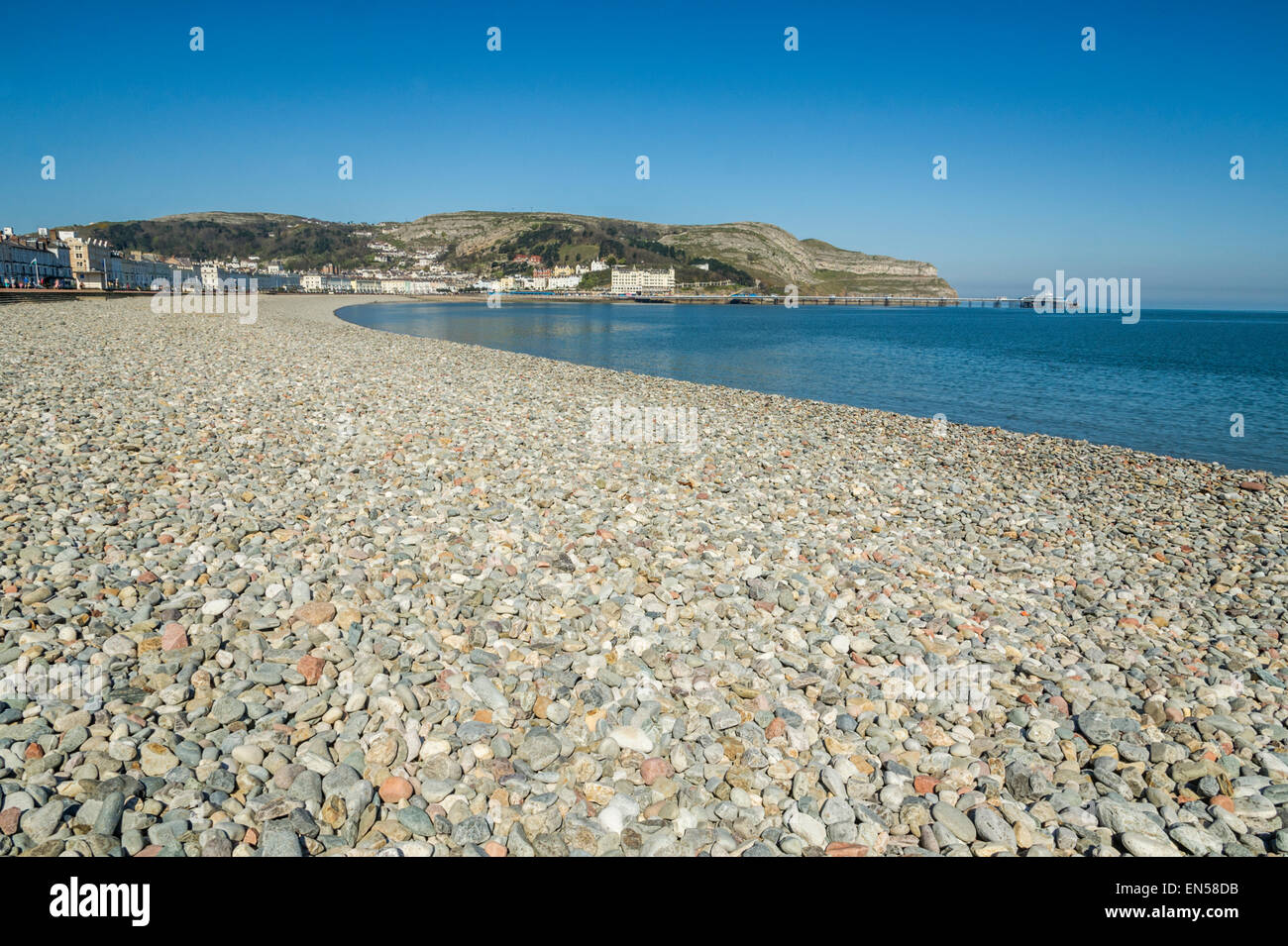 Llandudno Promenade with the Great Orme Stock Photo - Alamy