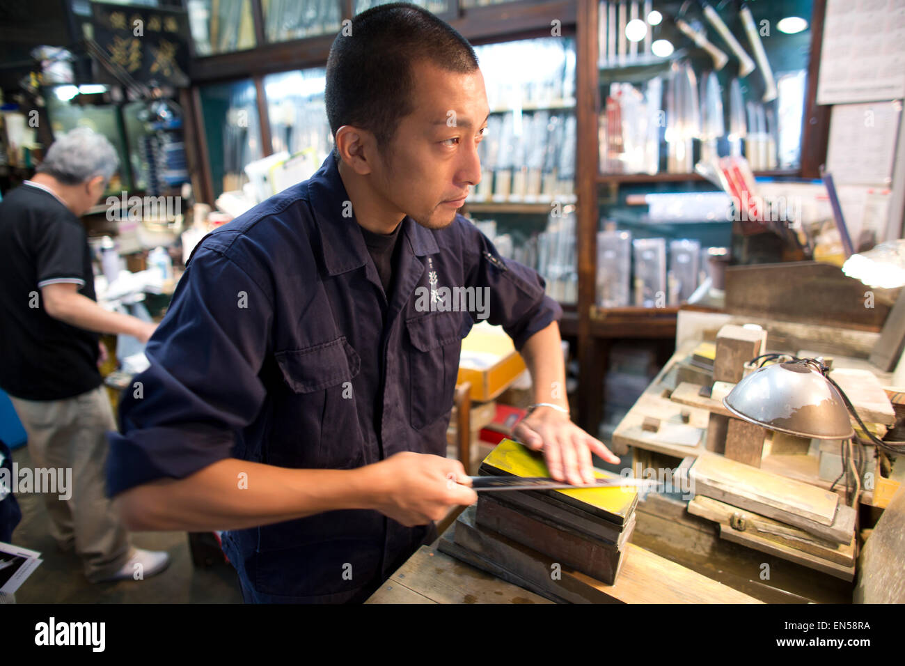 Sushi knives shop in Tokyo Stock Photo Alamy