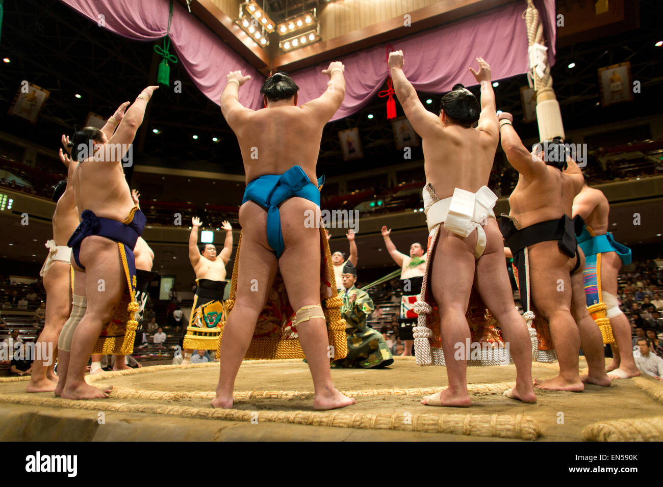 sumo wrestling in Tokyo Stock Photo