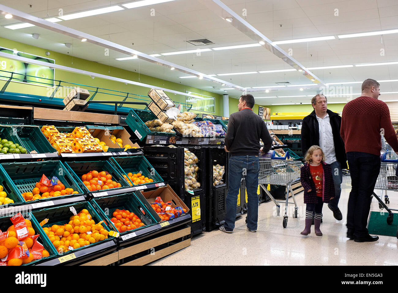The interior of a Tesco supermarket Stock Photo Alamy