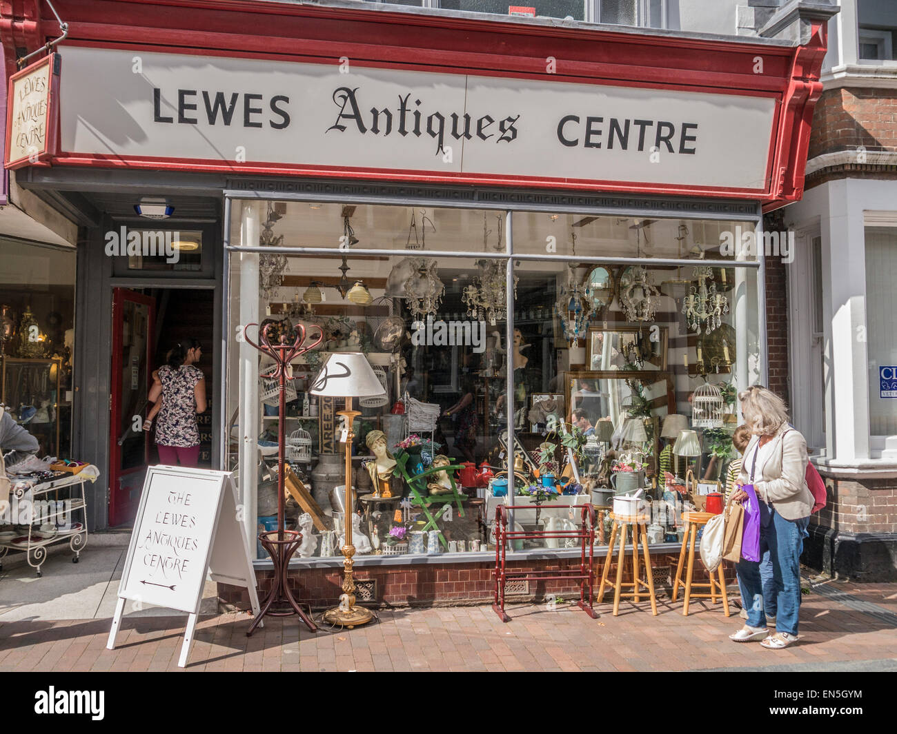 An antique shop in Cliffe High Street and Foundry Lane in Lewes, East Sussex, southern England. Stock Photo