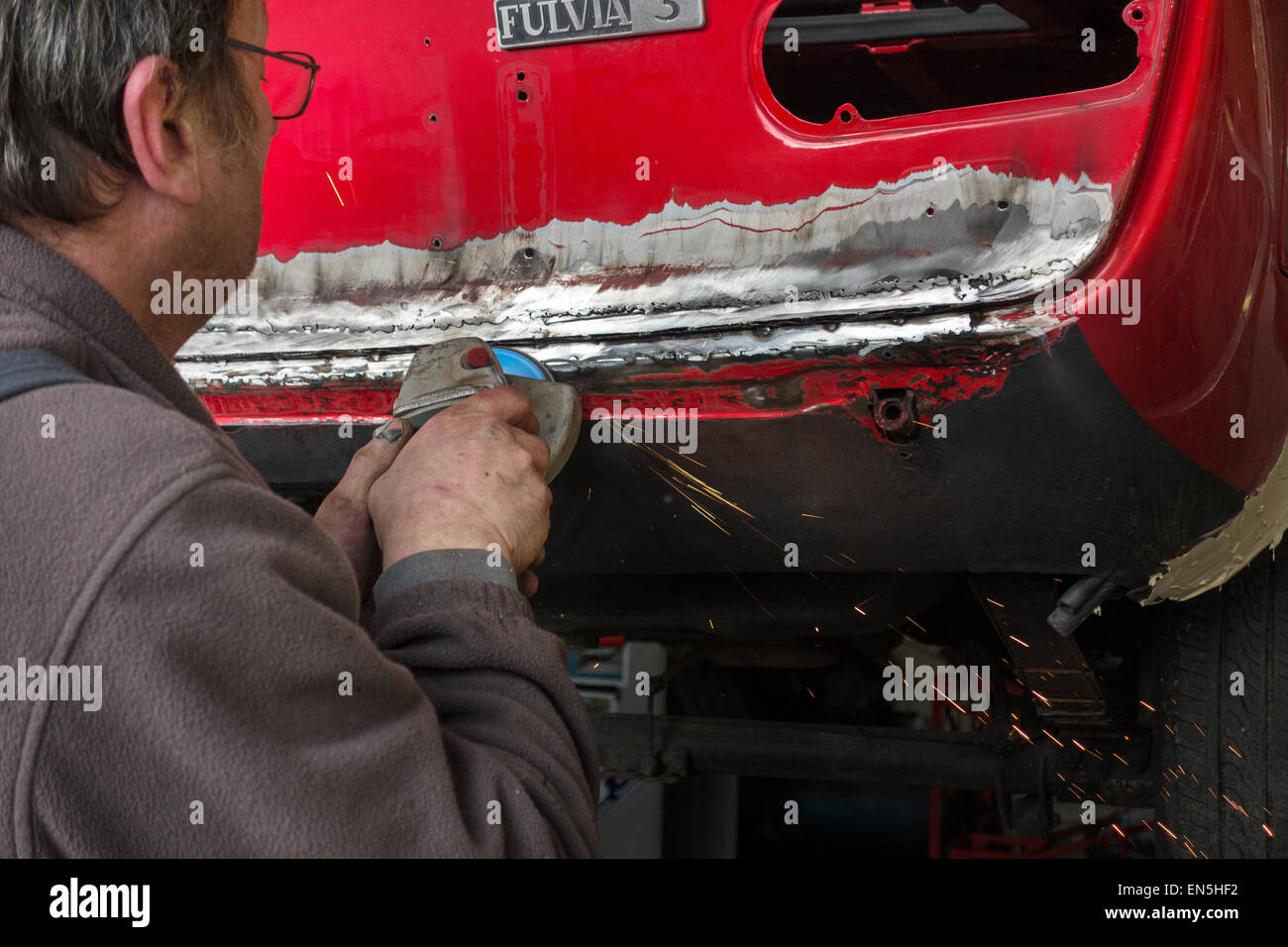 Repair carriage hires stock photography and images Alamy