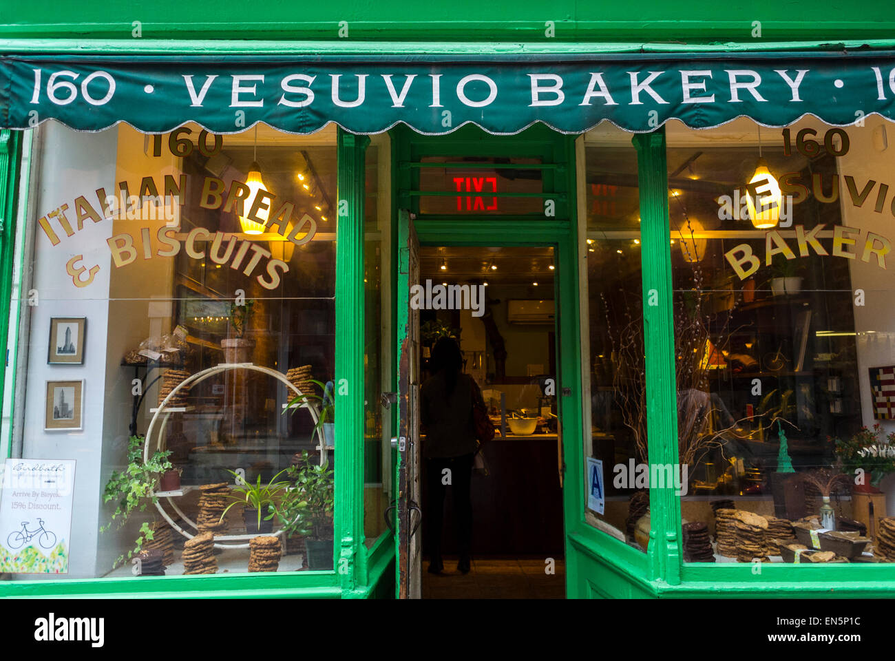 New York City, NY, USA, Detail Old Italian Bakery Shop Front Window in Soho, 'Vesuvio Bakery', vintage shop front Stock Photo