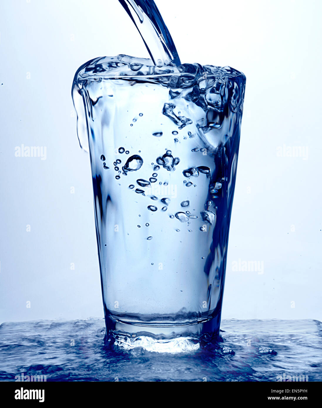 Water Glass Images – Browse 2,351,179 Stock Photos, Vectors, and