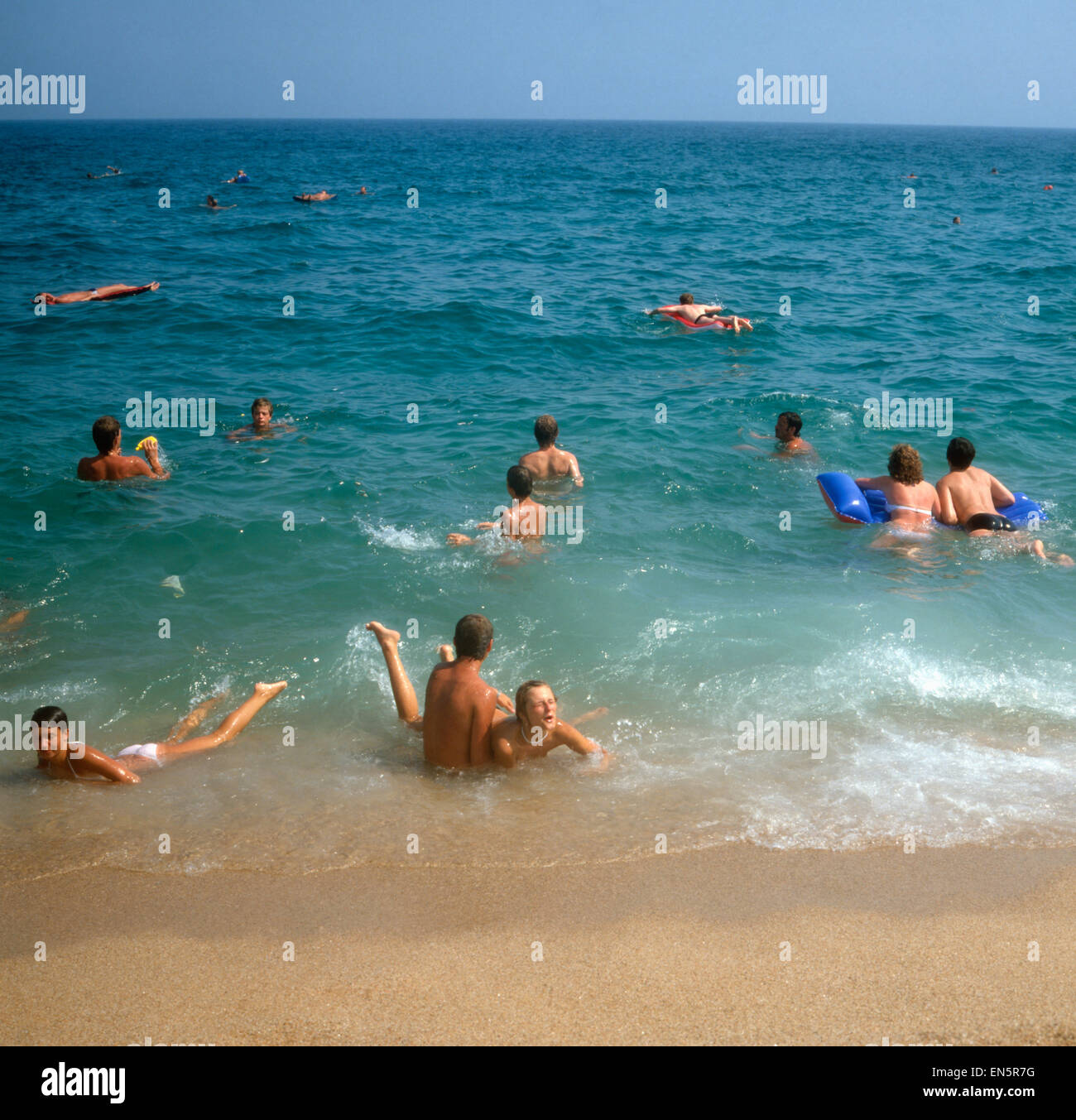 Badeurlaub an der italienischen Adria, Italien 1970er Jahre. Beach holiday at the Italian Adriatic Sea, Italy 1970s. Stock Photo