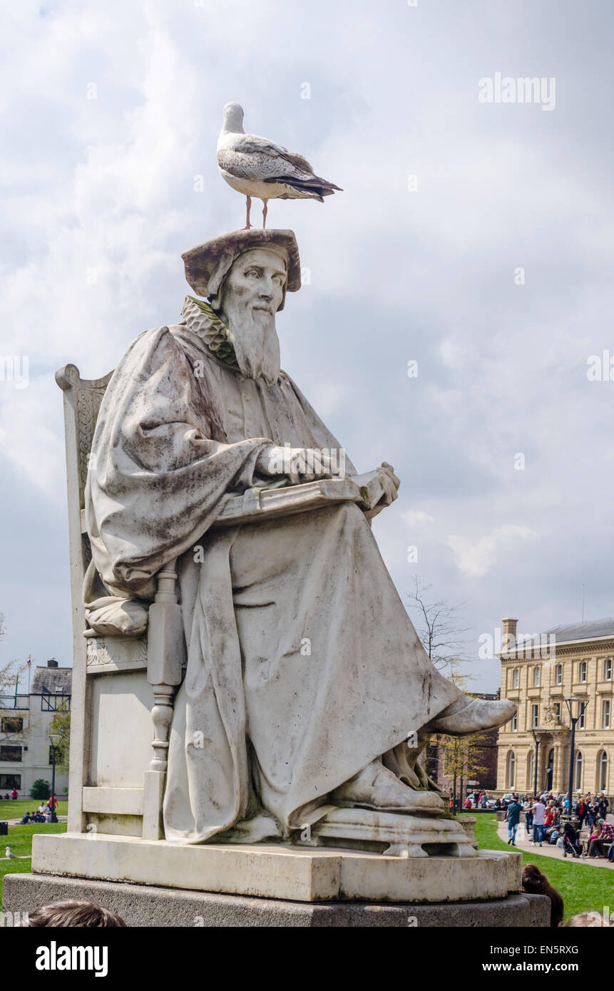 Statue of Richard Hooker (March 1554 – 3 November 1600) at Exeter Cathedral Devon UK Stock Photo
