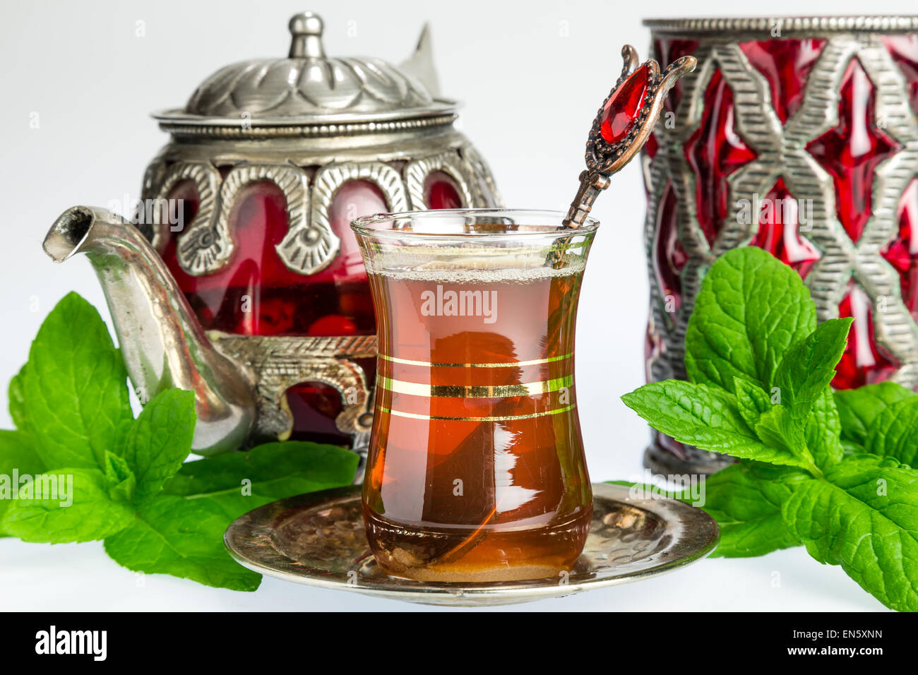 Mint tea - traditional Arabian refreshing drink Stock Photo - Alamy
