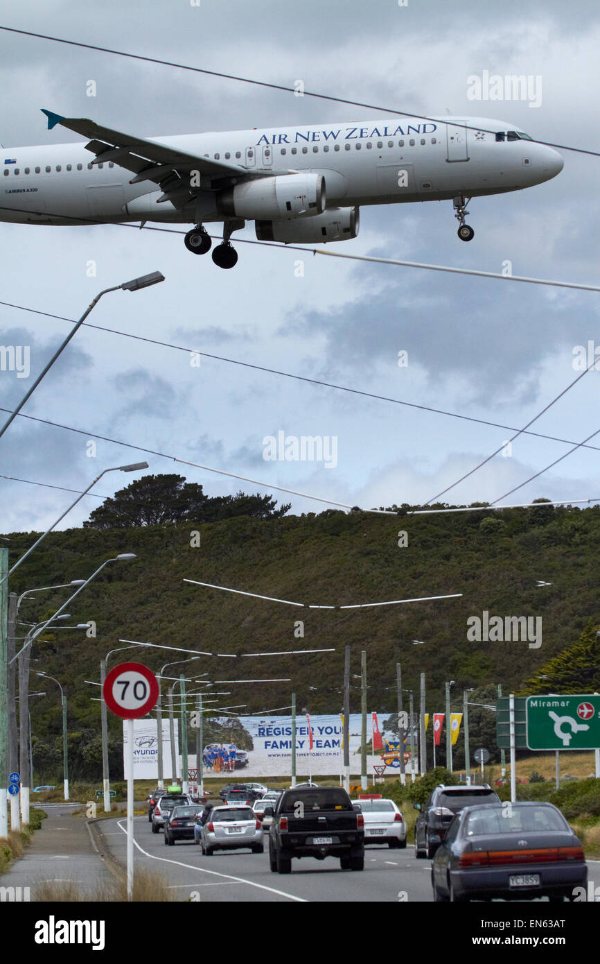 Air New Zealand Airbus A320 landing at Wellington International Airport, Wellington, North Island, New Zealand Stock Photo