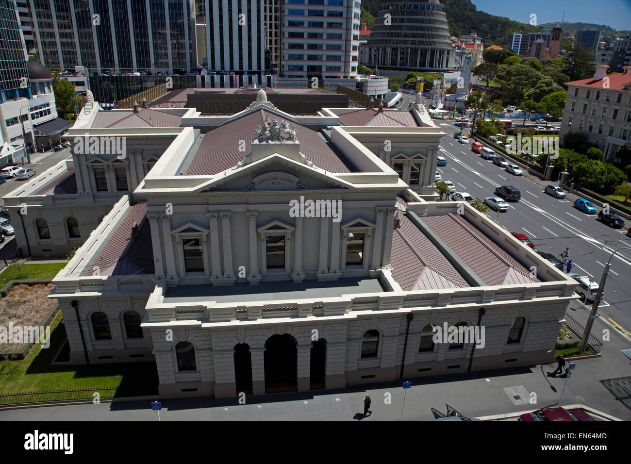 The Supreme Court of New Zealand (1879 building) and The Beehive, Wellington, North Island, New Zealand Stock Photo