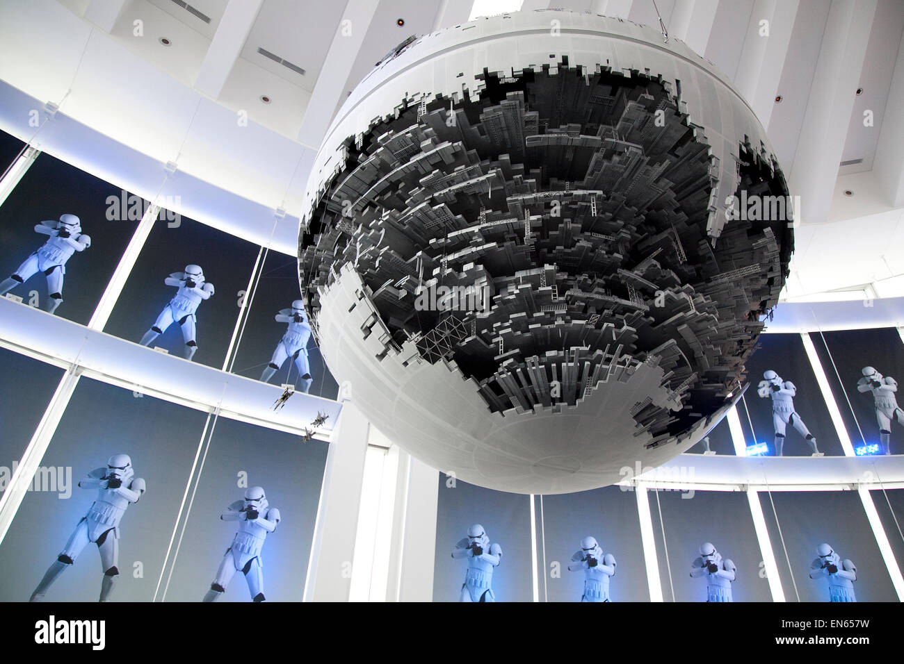 Tokyo, Japan. 28th Apr, 2015. A big scale model of the Death Star II on display during the exhibition Star Wars Vision at the Tokyo City View Sky Gallery in Roppongi Hills on April 28, 2015, Tokyo, Japan. The exhibition is divided into six themed areas (Original, Force, Battle, Saga, Galaxy and Droid) located in different halls, and visitors can see models of the battle spaceships, life-size statues of the principal characters and Jedi weapons from the movies. Credit:  Aflo Co. Ltd./Alamy Live News Stock Photo