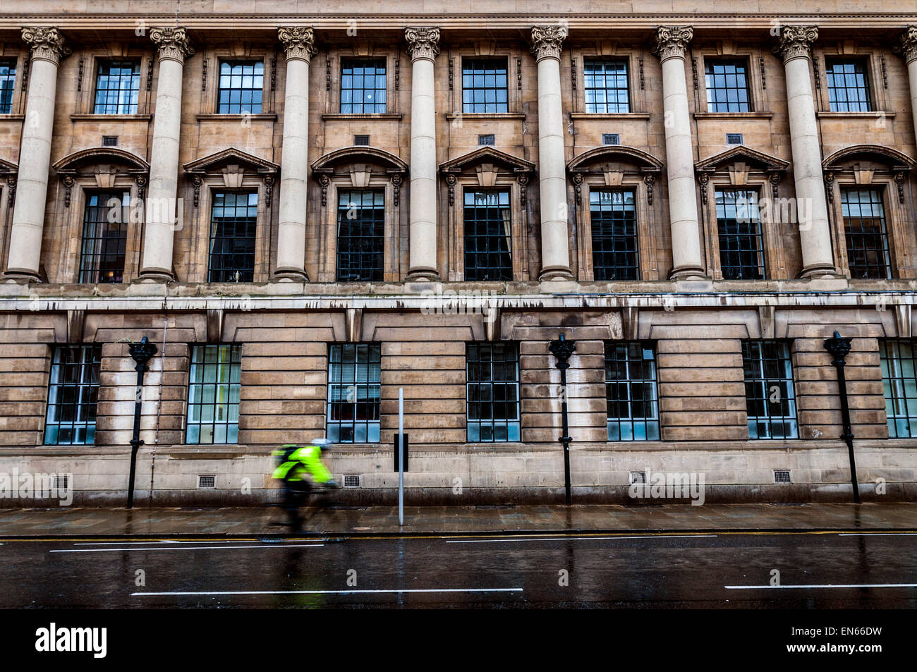 Sunny weather at Hull Marina Humber docks Kingston upon Hull Yorkshire ...
