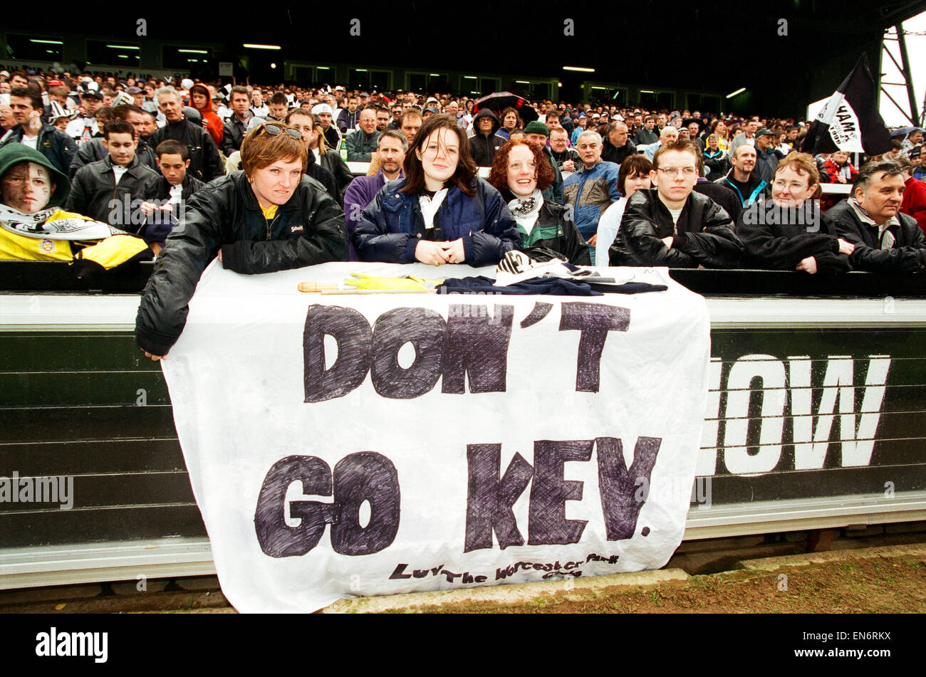 Fulham 3 v. Preston 0 Fulham crowned Division Two Champions. Fans with a poster asking Kevin Keegan to stay at the club. 8th May 1999 Stock Photo