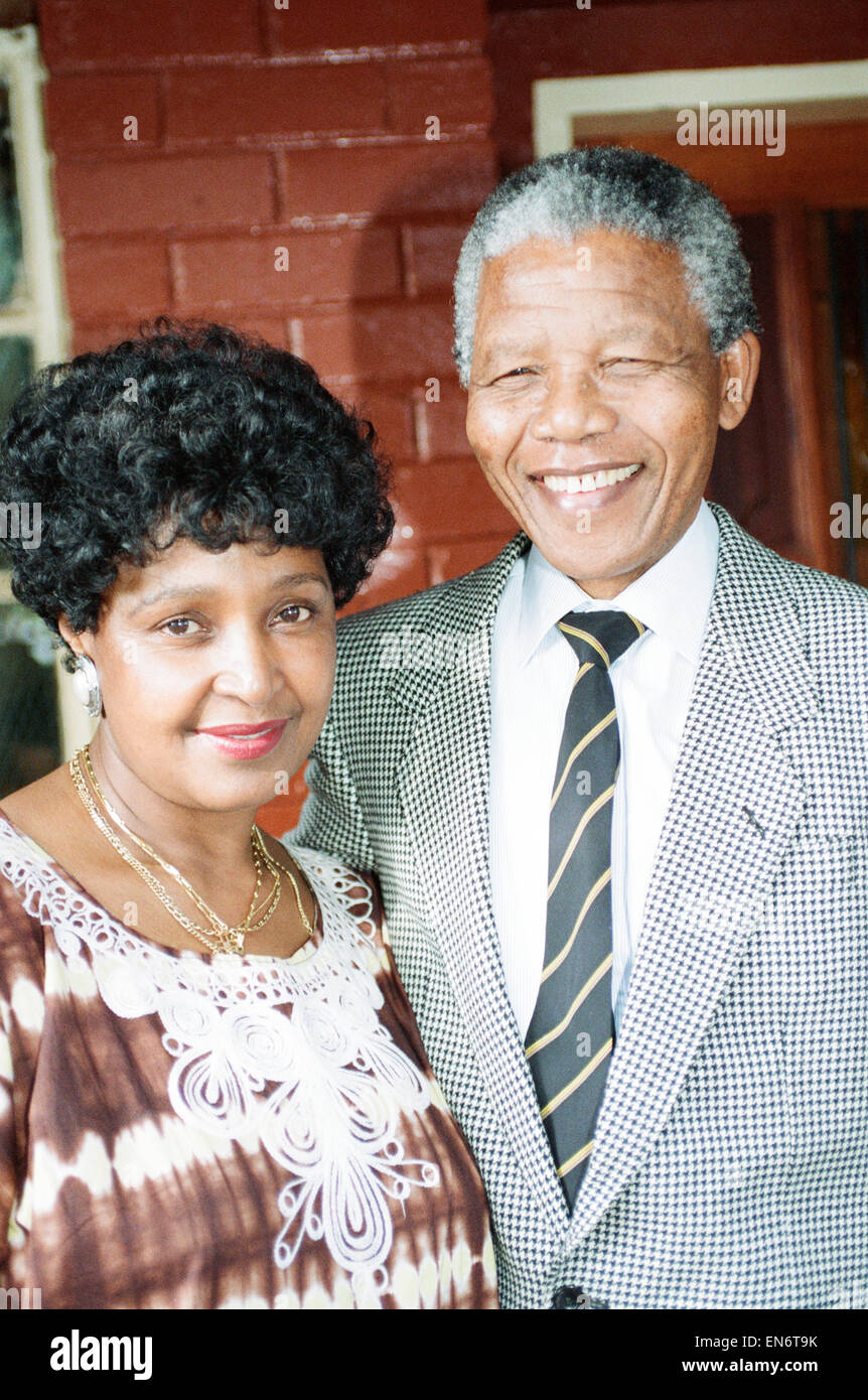 Ex-wife challenges Nelson Mandela's will, demands homestead - Los Angeles  Times, image size:862x1390