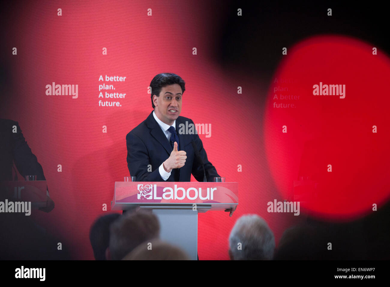 London, UK. Wednesday 29th April 2015. Labour Party Leader Ed Miliband speaks at a General Election 2015 campaign event on the Tory threat to family finances, entitled: The Tories’ Secret Plan. Held at the Royal Institute of British Architects. Credit:  Michael Kemp/Alamy Live News Stock Photo