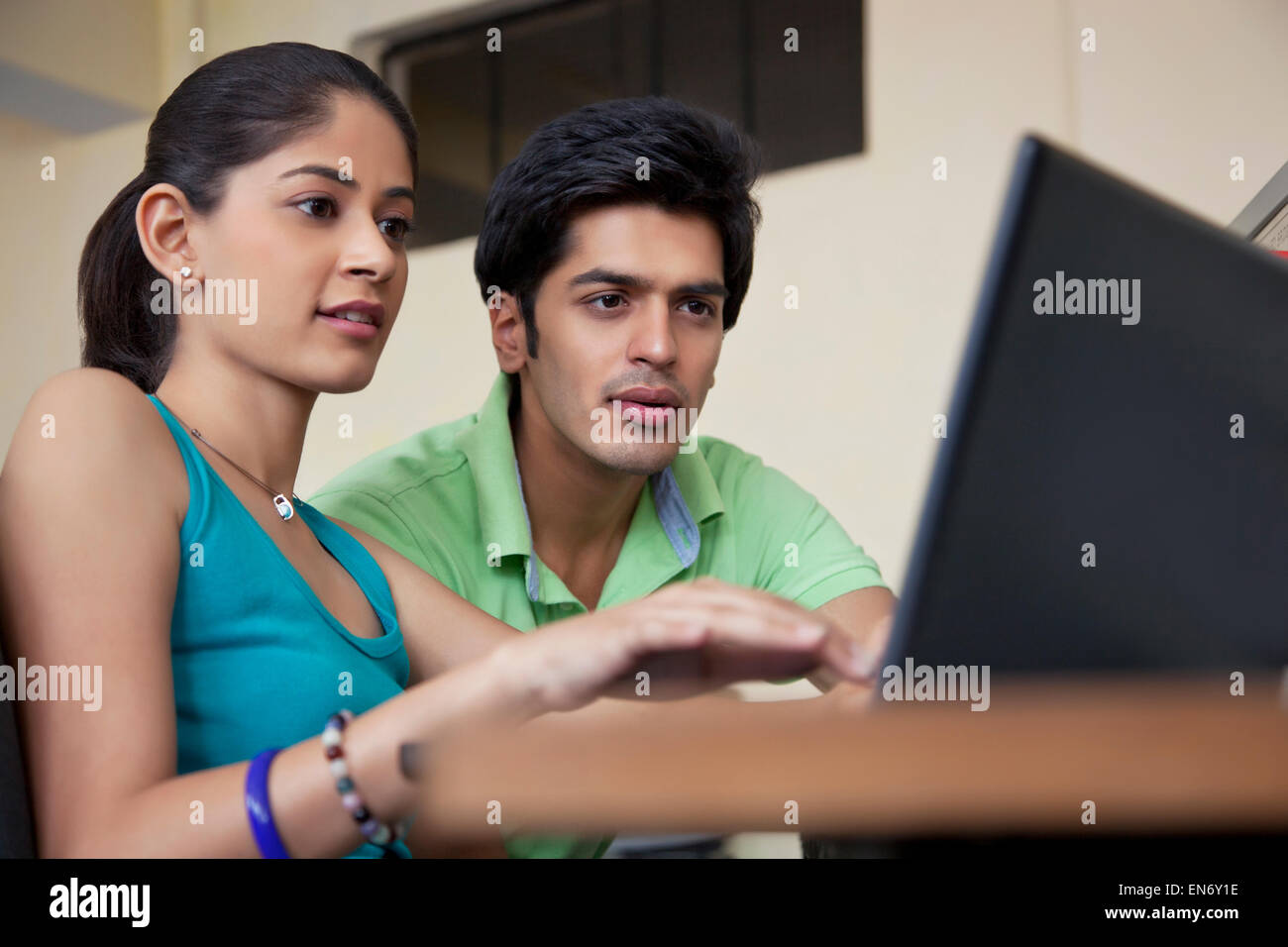 Indian college girls hi-res stock photography and images - Alamy