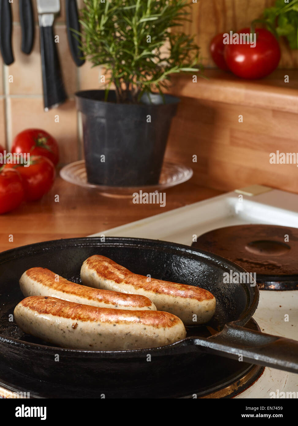 Cast iron pan hires stock photography and images Alamy