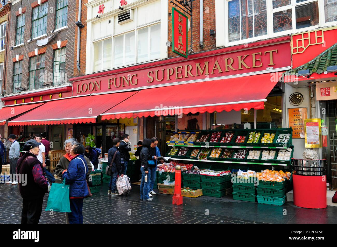 Loon Fung Supermarket, Gerard Street, Chinatown, London, England, UK Stock Photo Alamy
