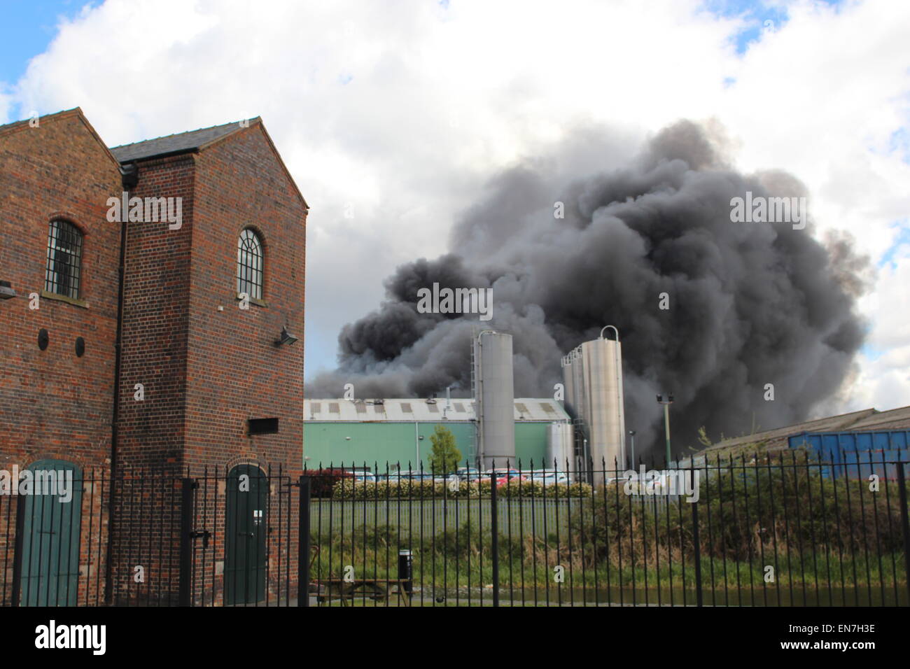 Tat bank road fire hires stock photography and images Alamy