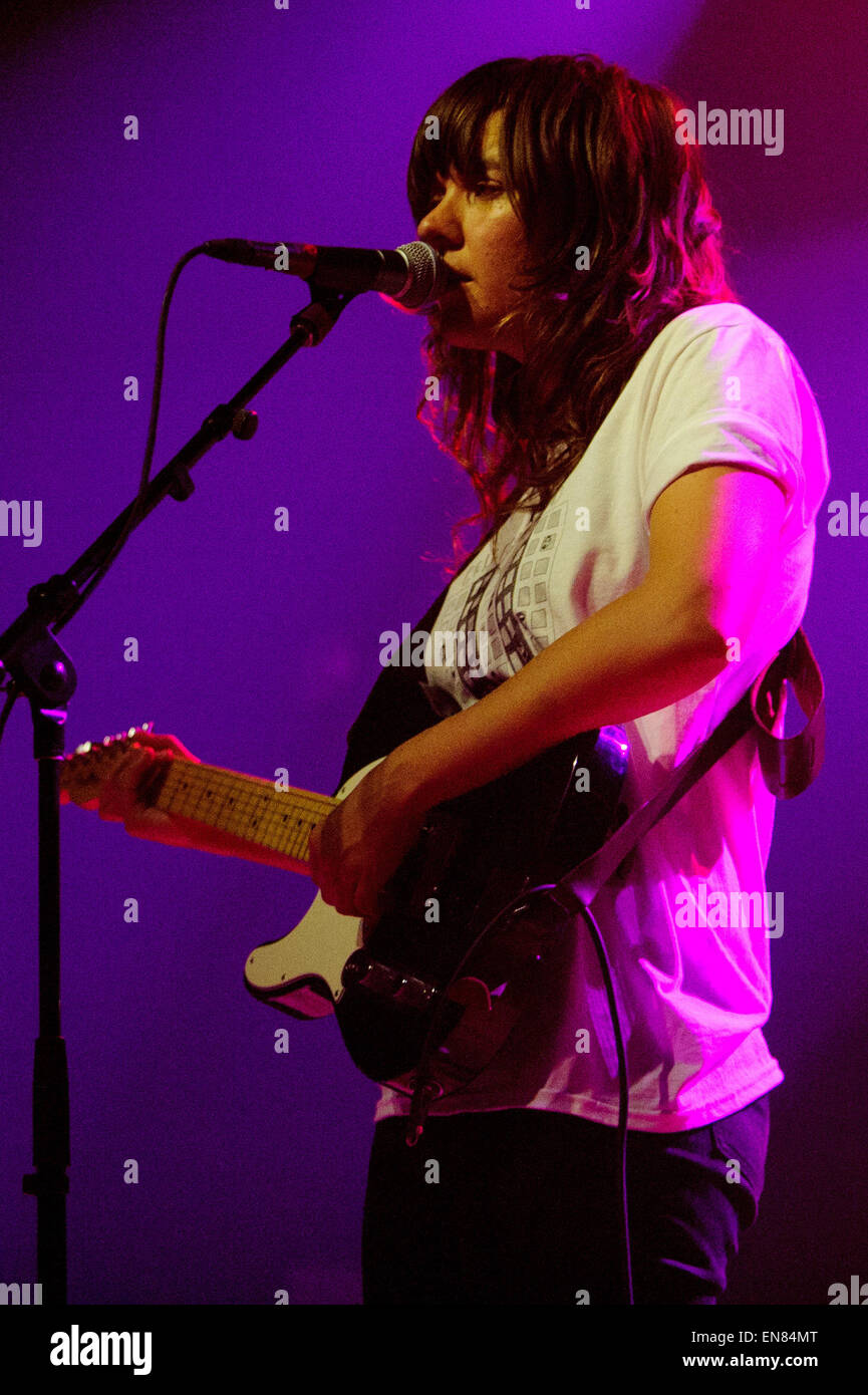 Australian singersongwriter Courtney performs at ster Hall