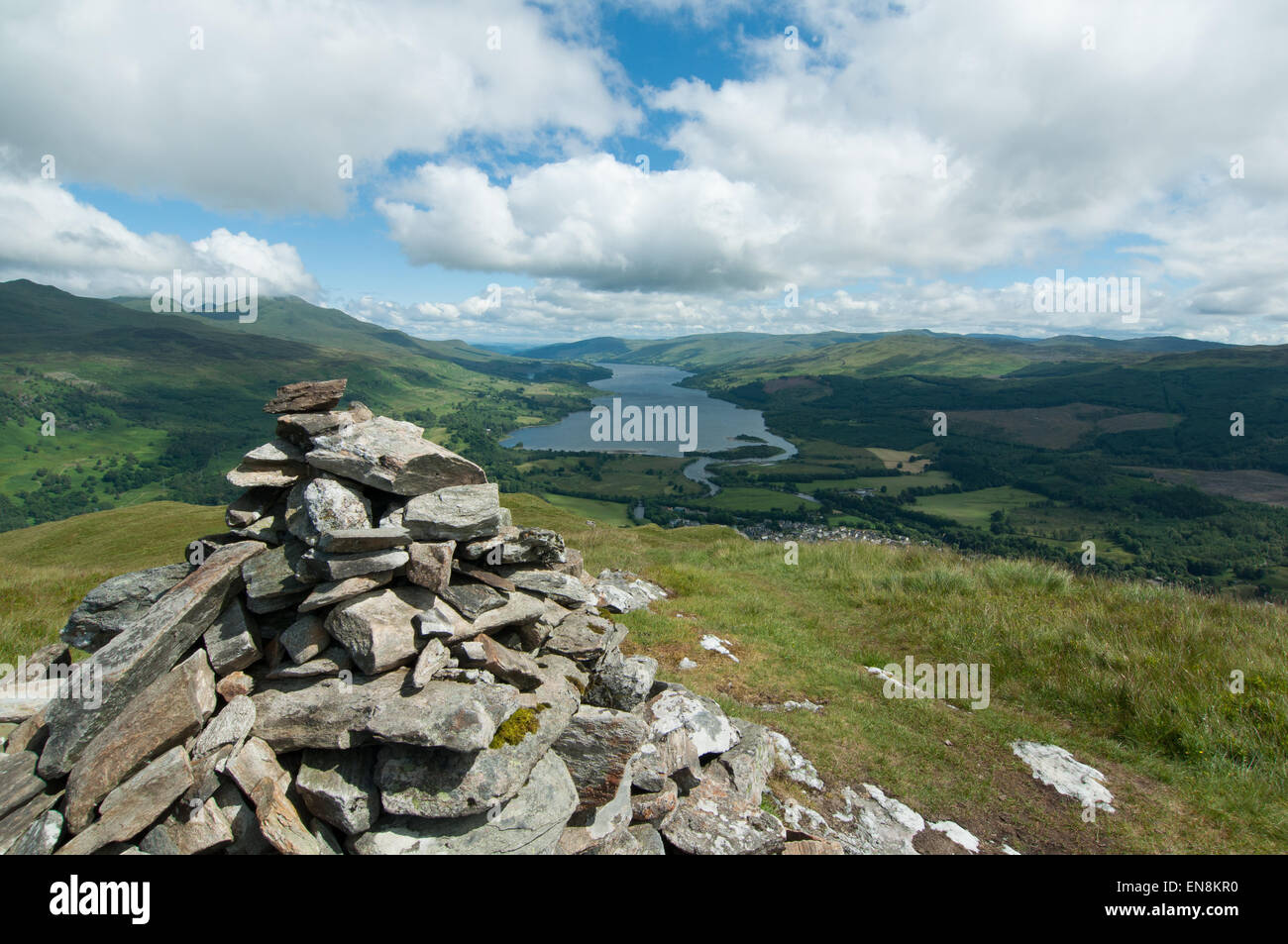 Cairn at the top of Sron a Chlachain near Killin with a view on Loch Tay in the distance, Scotland Stock Photo
