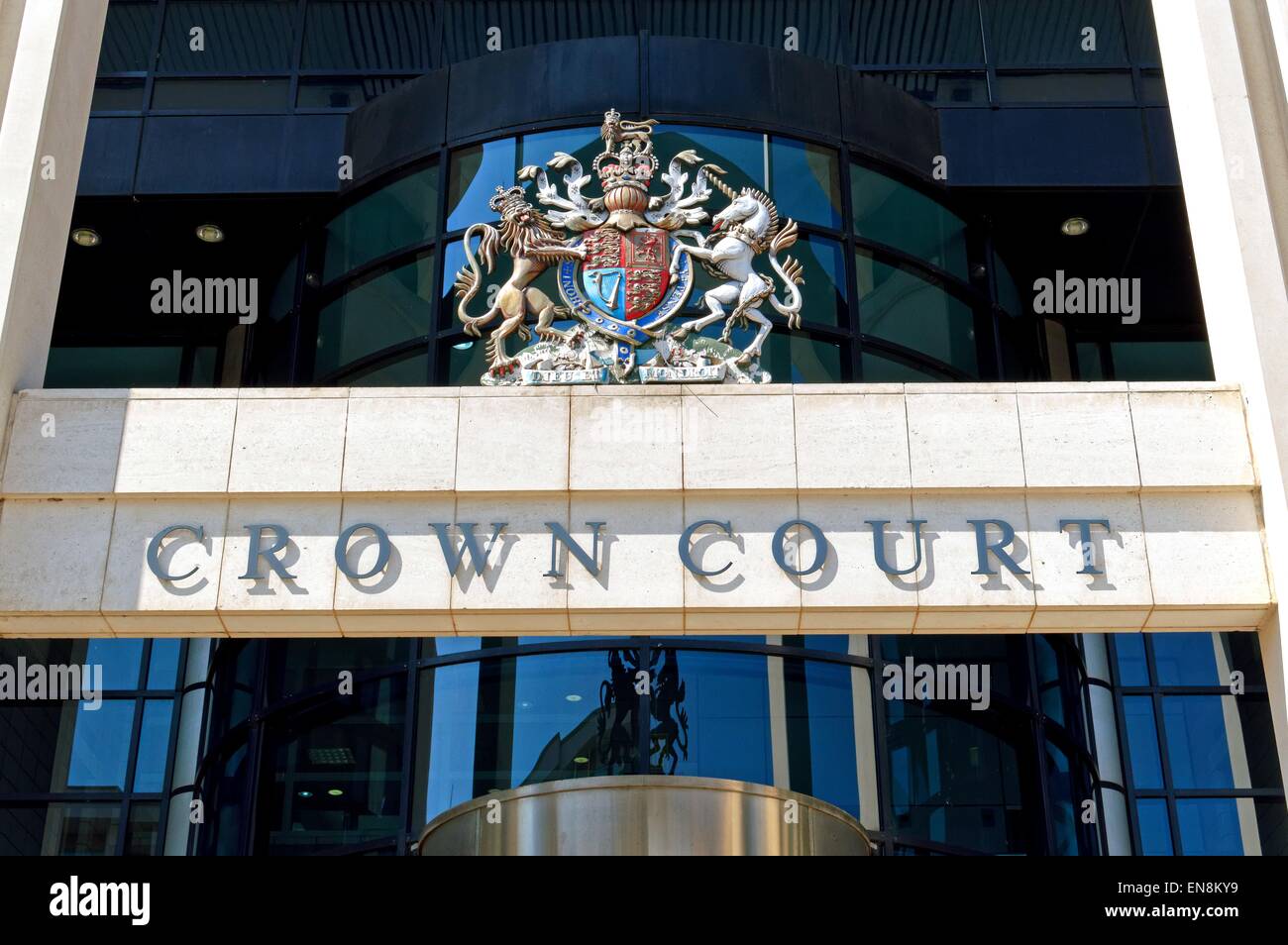 Entrance to Kingston crown court Surrey UK Stock Photo Alamy