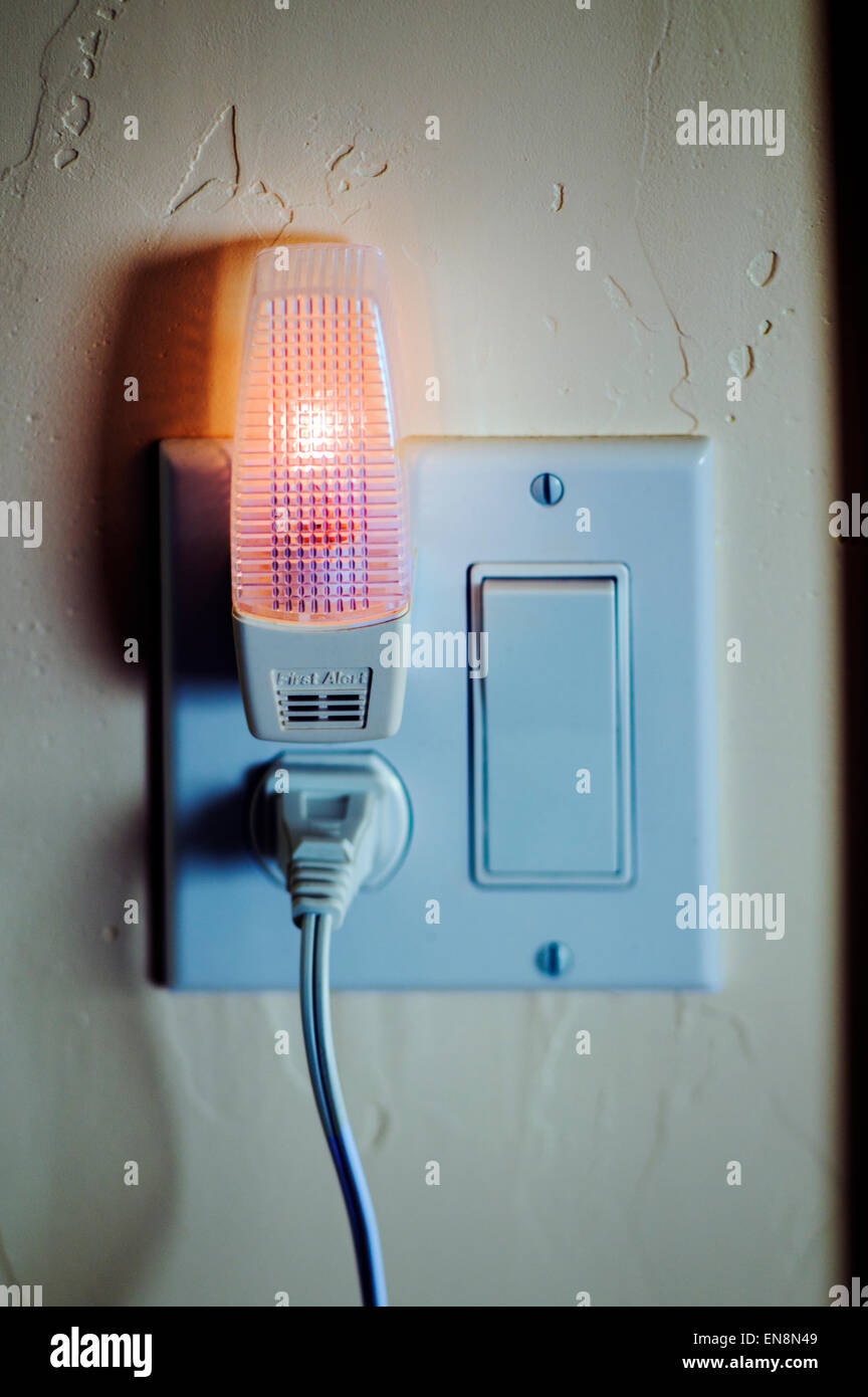 Night light electrical outlet deals