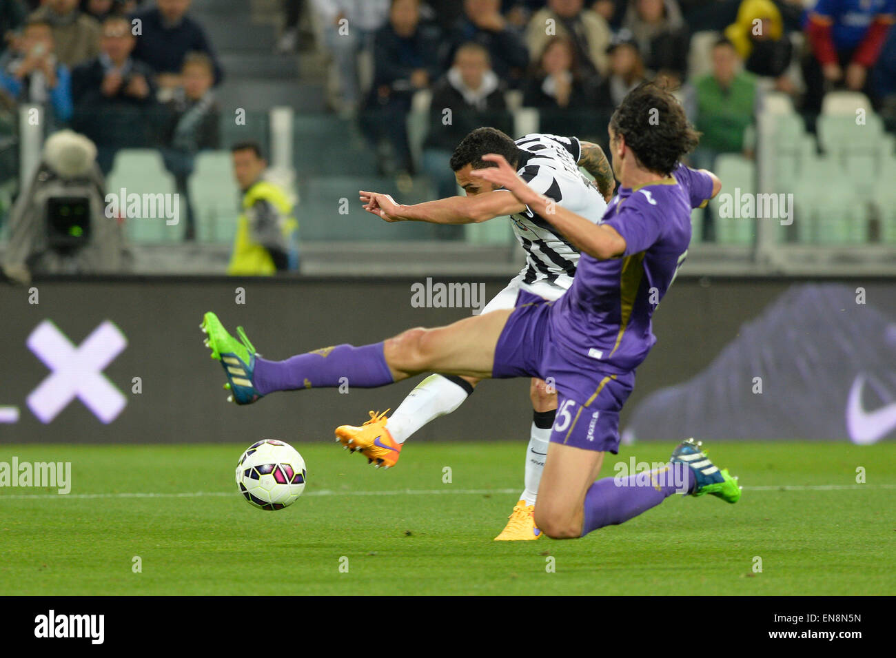 Turin, Italy. 29th Apr, 2015. Serie A Football. Juventus versus Fiorentina. In a fast counter attack, Carlos Tevez goes on to score for 3-1 for Juventus Credit:  Action Plus Sports/Alamy Live News Stock Photo