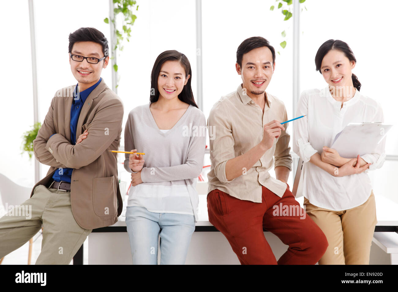 Business men and women in the Office Stock Photo - Alamy