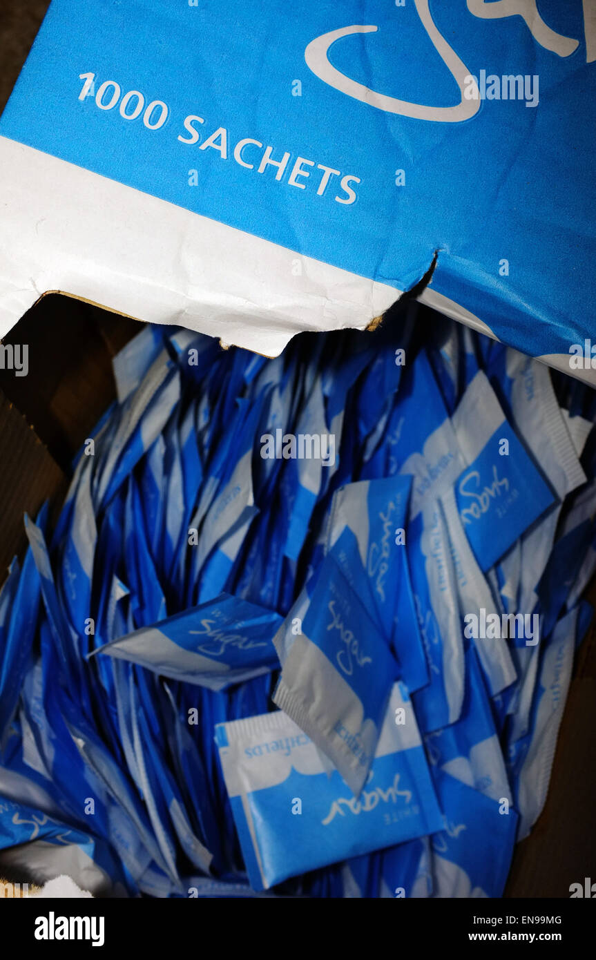 A box of 1000 sachets of white sugar Stock Photo Alamy