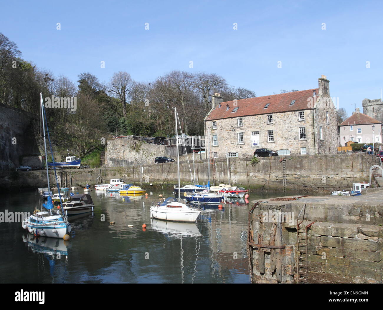 Harbourmaster's House and Dysart harbour Fife Scotland April 2015 Stock