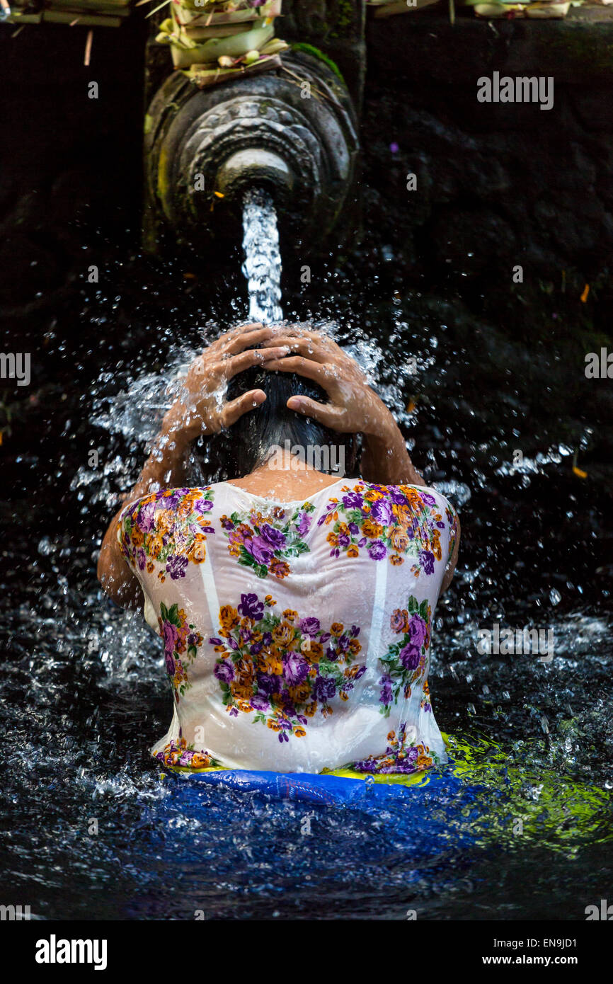 Hindu Cleansing Bali Stock Photo Alamy