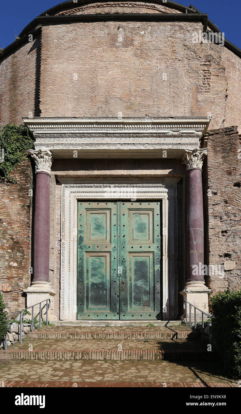Temple romulus bronze door roman hires stock photography and images