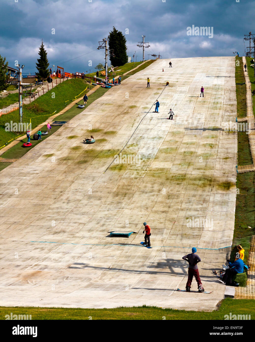 Swadlincote Ski Slope and Snowboard Centre a popular dry ski slope in South Derbyshire England UK Stock Photo