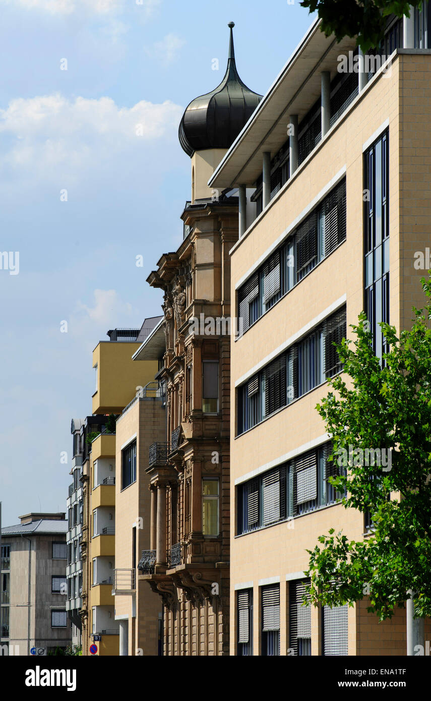 Fassaden alter und neuer Häuser, Mannheim, Baden-Württemberg, Deutschland | old and modern Mannheim, Baden-Wurttemberg, Germany Stock Photo