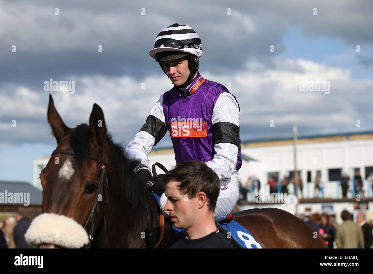 Horse racing uk ireland hi-res stock photography and images - Alamy
