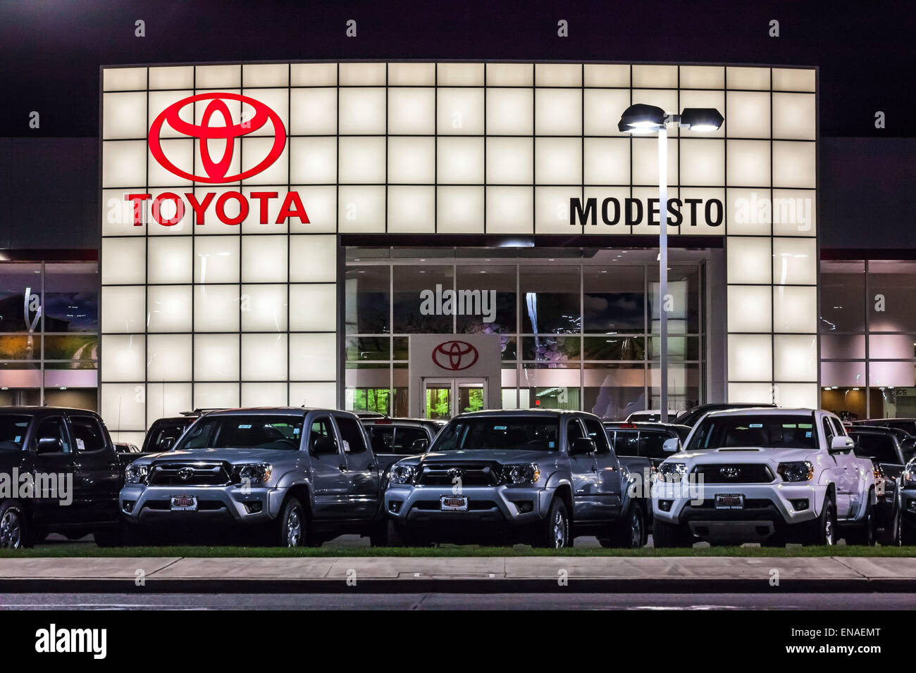 toyota dealership signal hill lyndonhoevel