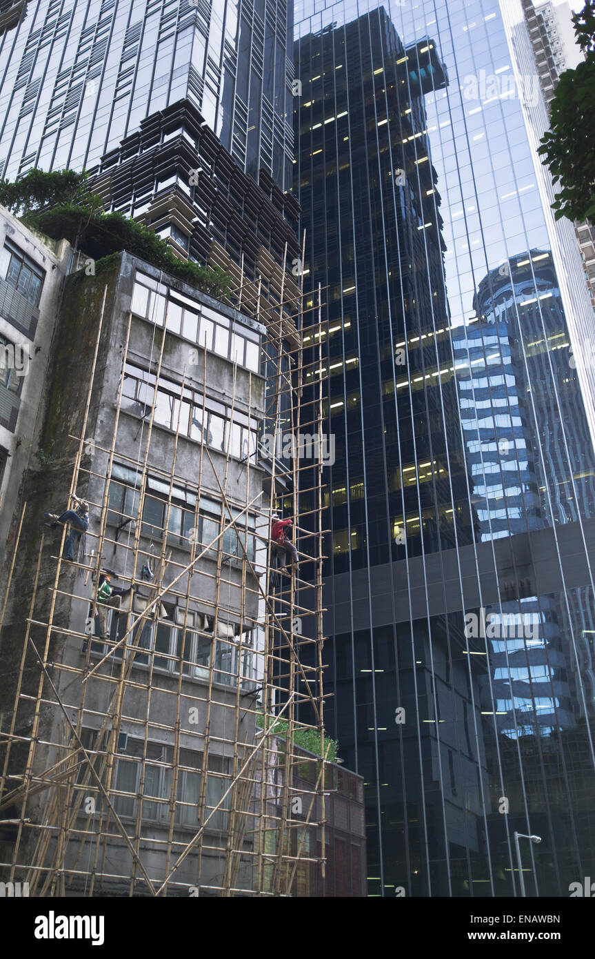 dh Bamboo scaffolding CONSTRUCTION HONG KONG China construction workers bamboo scaffold china building Stock Photo