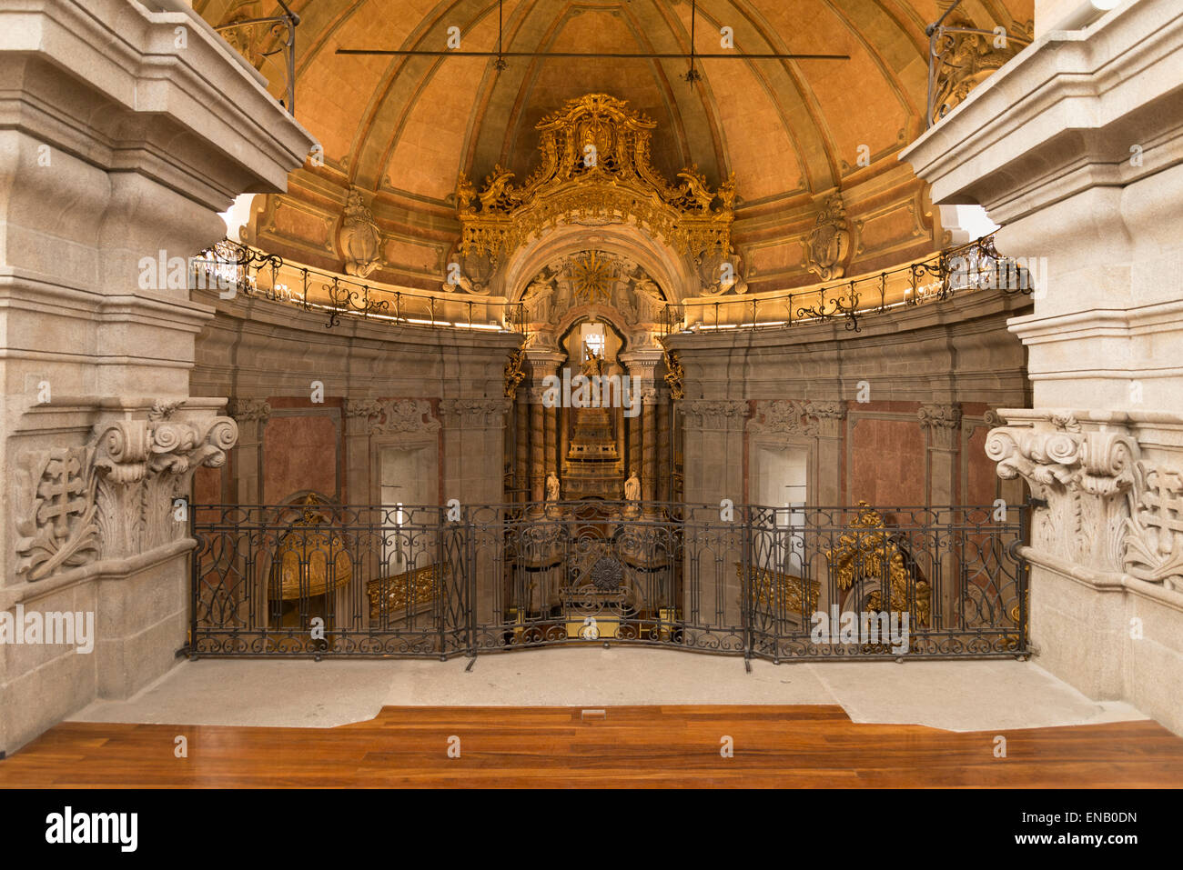 Torre dos clérigos bell hi res stock photography and images Alamy