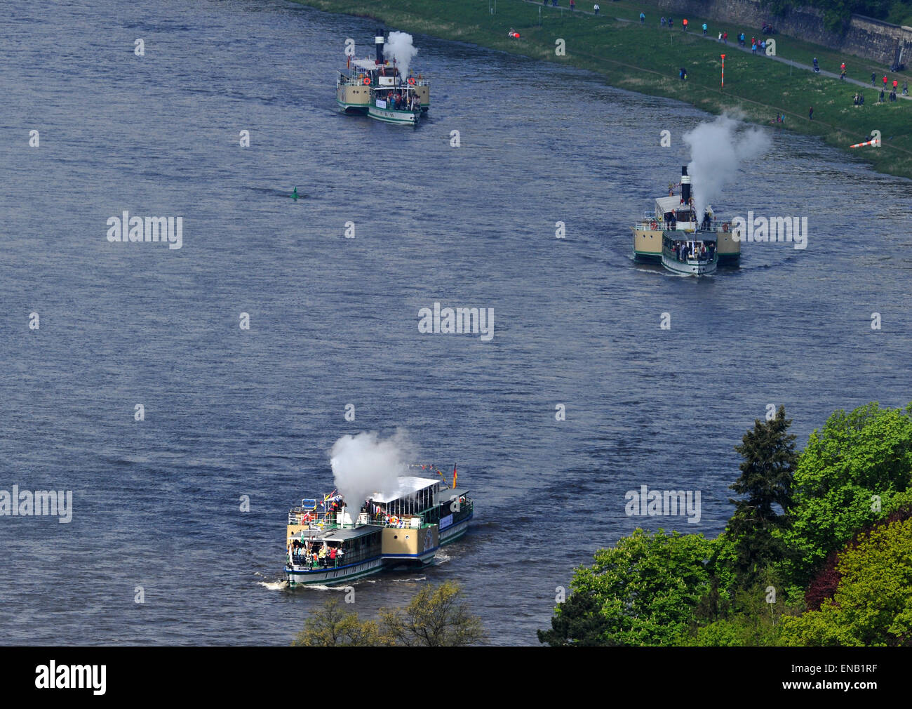 The historic steamboats of the Saxon Steam Navigation Fleet take off