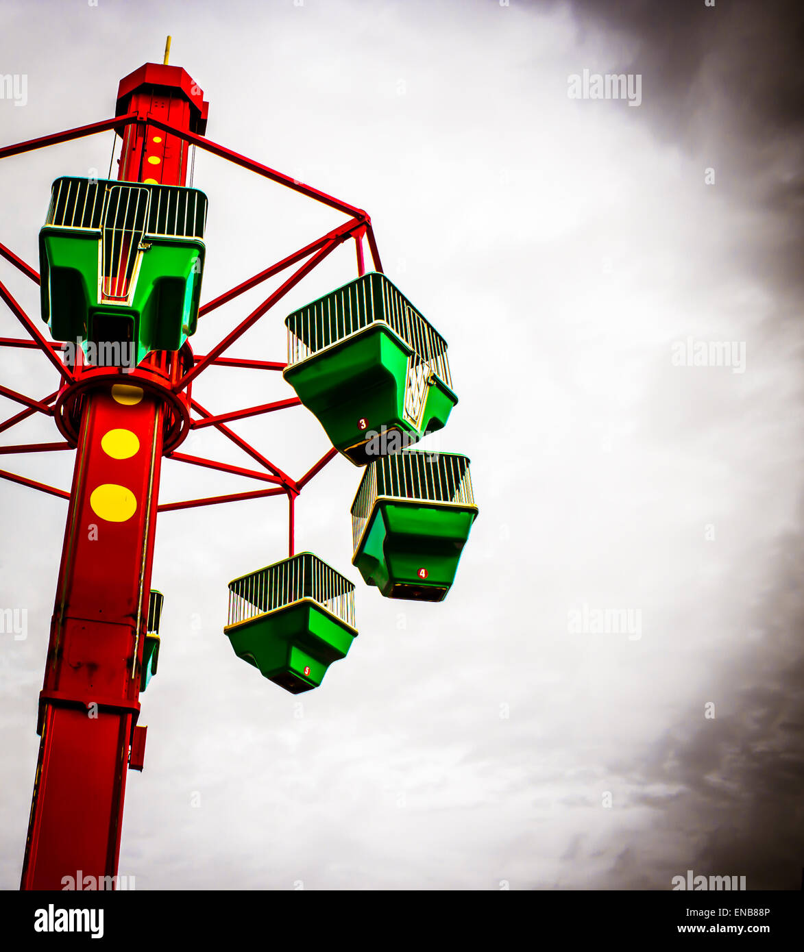 Midway ride hi-res stock photography and images - Alamy