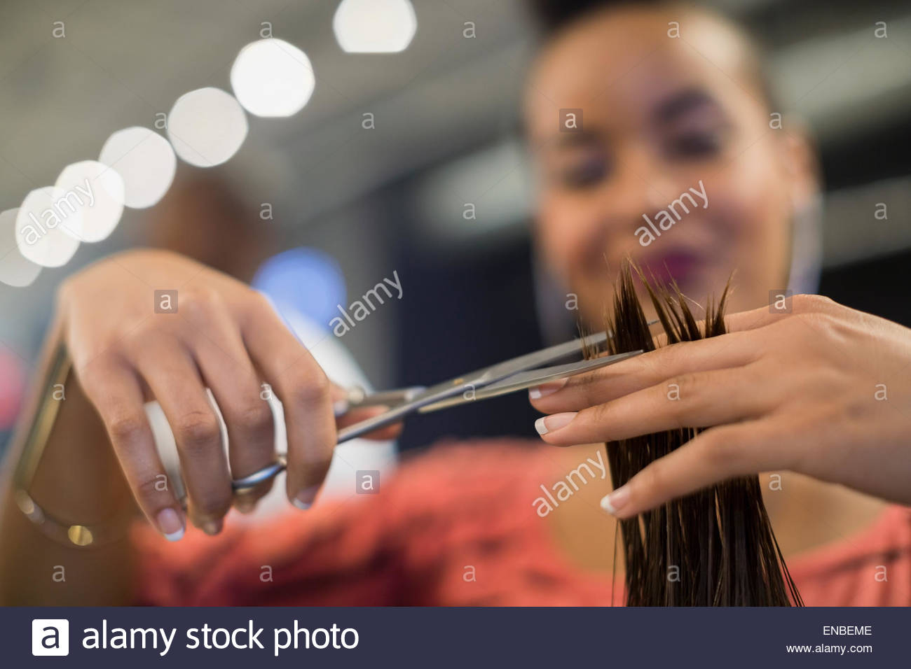 Hair cutting hi-res stock photography and images - Alamy Hair cutting hi-res stock photography and images - Alamy