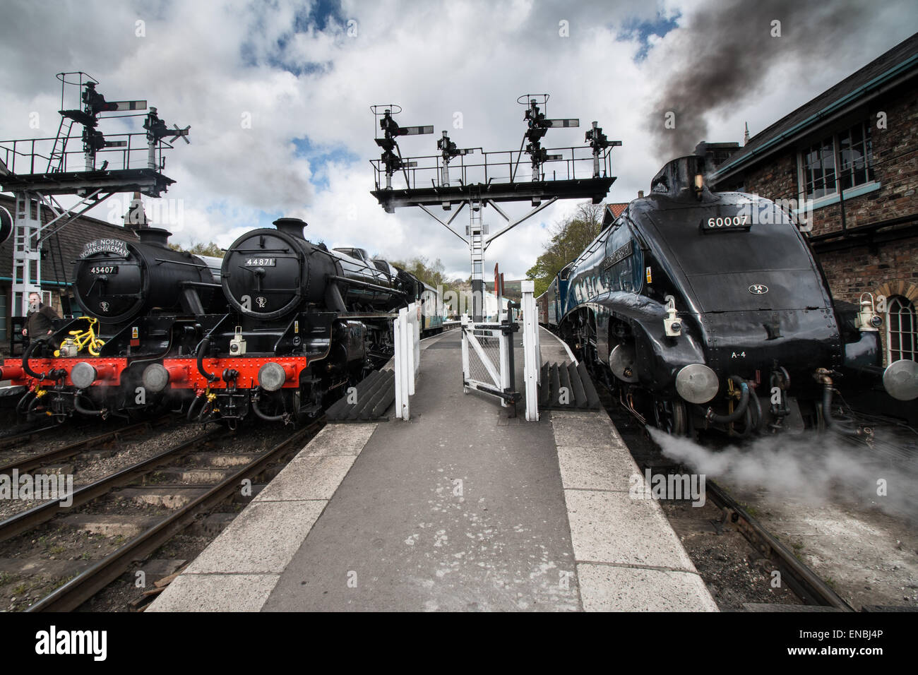 Steam trains at Grosmont for Tour de Yorkshire, including Sir Nigel Gresley Stock Photo