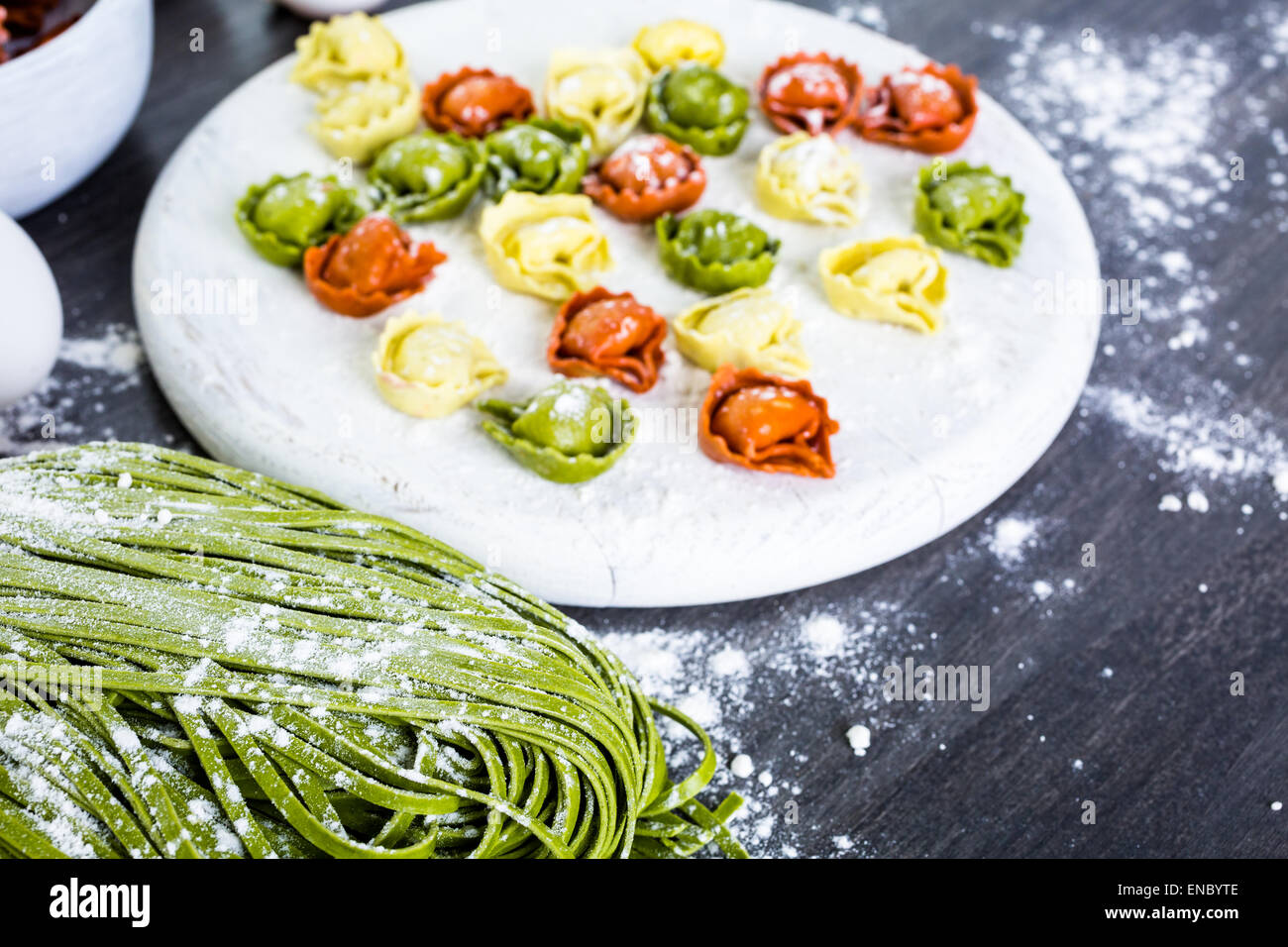 Making homemade linguine pasta with farm fresh produce Stock Photo Alamy