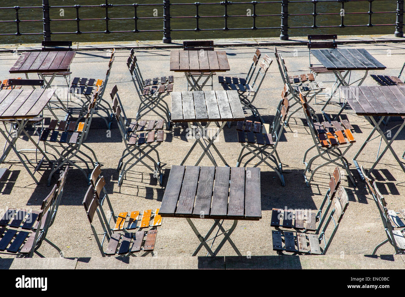 Empty chairs and empty tables hires stock photography and images Alamy